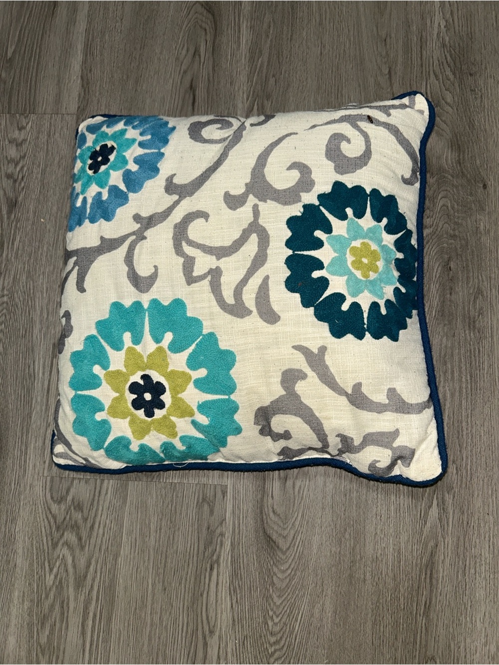 Blue Floral Medallion Decorative Pillow with Navy Piping